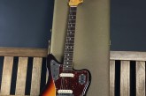 Fender American Vintage Jaguar 62 3 Tone Sunburst-16.jpg